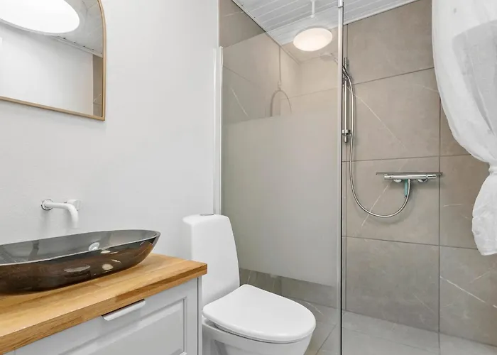 Beautiful In With Sauna Tatil Evi